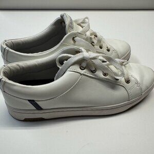 Sperry Leather Sneakers size 7